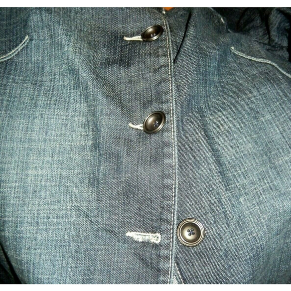 Chico's Platinum Women's Size 1 (M) Denim Jean Jacket Mandarin Collar Button Up - Picture 6 of 6
